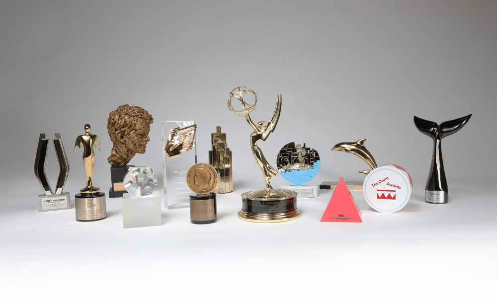 Banner-Trophies Banner-Trophies